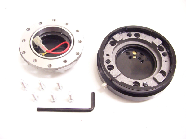 Lenkradschnellverschluss kurz mit Lochkreis 6 x 70, 6 x 74 schwarz